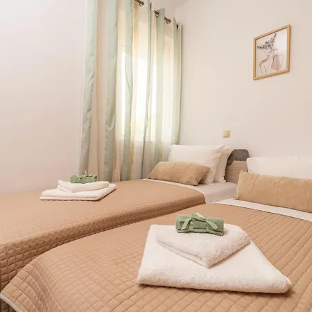 Apartamento Ampelos *