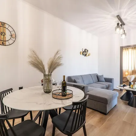 Ampelos Apartamento *